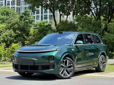 Li Auto Li L9 · 2023 год