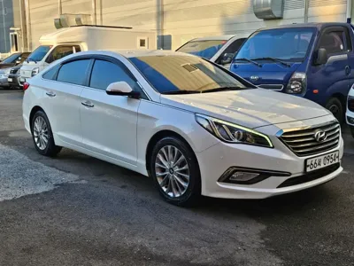Hyundai Sonata 2016, 163092 км, за 5788.89 USD