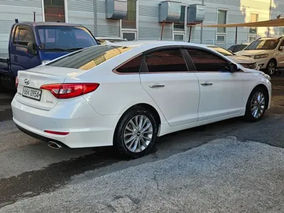 Hyundai Sonata 2016, 163092 км, за 5788.89 USD