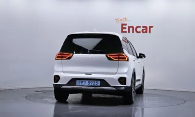 Kia Niro 2023, 184668 км, за 11487.46 USD