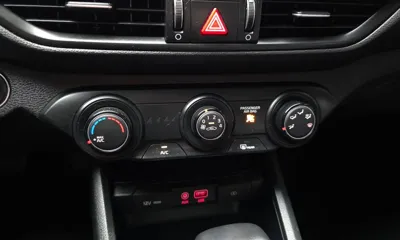 Kia K3 2019, 87320 км, за 7358.21 USD - фото 16