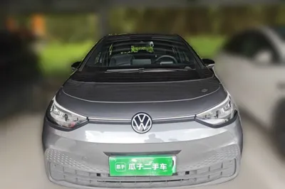 Volkswagen ID.3 2023, 20100 км, за 13402 USD