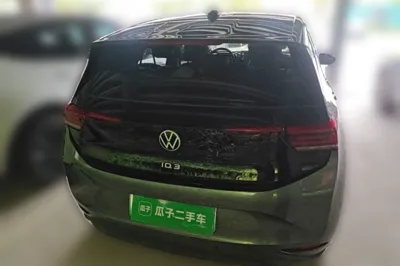 Volkswagen ID.3 2023, 20100 км, за 13402 USD