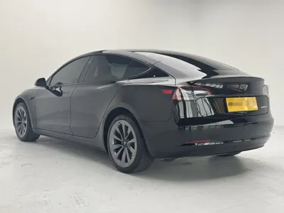 Tesla Model 3 2023, 54800 км, за 20512.37 USD - фото 6
