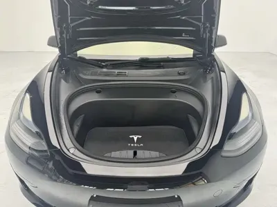 Tesla Model 3 2023, 54800 км, за 20512.37 USD - фото 9