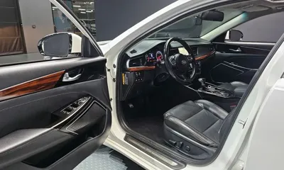 Kia K7 2016, 138323 км, за 7932.32 USD - фото 11