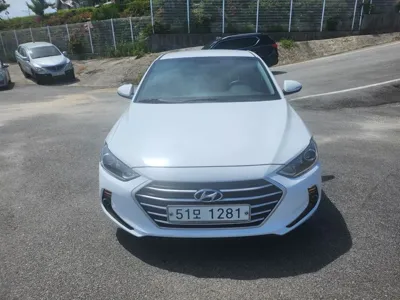 Hyundai Avante · 2017 год