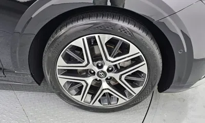 Hyundai Grandeur 2023, 40618 км, за 22001.98 USD