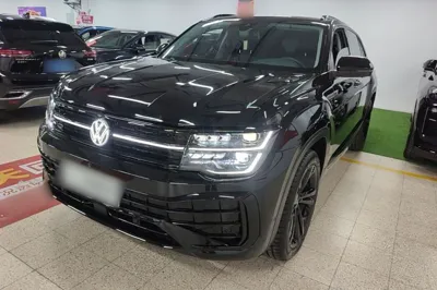 Volkswagen Teramont X · 2023 год