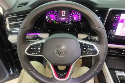 Volkswagen Teramont X 2023, 13000 км, за 34273 USD - фото 13