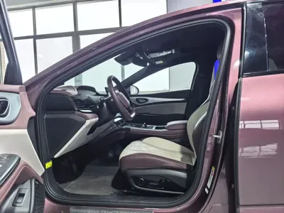 BYD Seal 07 DM-i 2024, 20000 км, за 16110.57 USD - фото 8
