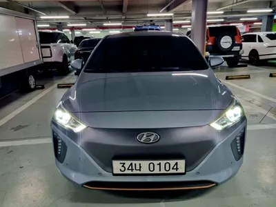 Hyundai Ioniq · 2017 год