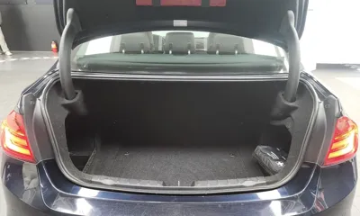 BMW 3-Series 2013, 83330 км, за 5051.23 USD - фото 20