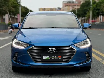 Hyundai Elantra 2016, 82000 км, за 4384.85 USD