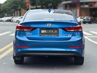 Hyundai Elantra 2016, 82000 км, за 4384.85 USD - фото 11