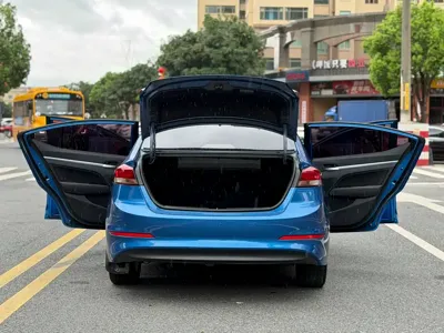 Hyundai Elantra 2016, 82000 км, за 4384.85 USD - фото 15
