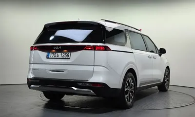 Kia Canival 2023, 55756 км, за 20944.83 USD