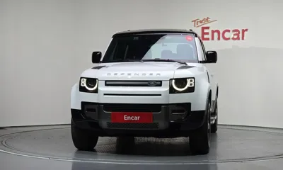 Land Rover Defender 2024, 31896 км, за 52185.9 USD