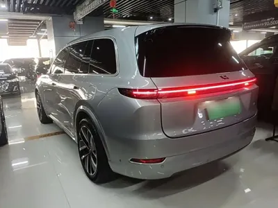 Li Auto Li L9 2023, 85500 км, за 35932.2 USD