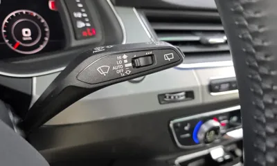 Audi Q7 2019, 126797 км, за 14911.76 USD - фото 27