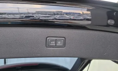 Audi Q7 2019, 126797 км, за 14911.76 USD - фото 29