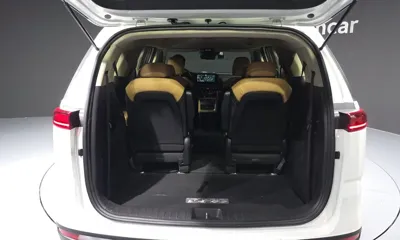 Kia Canival 2021, 108561 км, за 11356.18 USD - фото 20