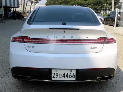 Lincoln MKZ 2018, 82209 км, за 8385.88 USD