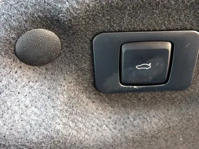 Lincoln MKZ 2018, 82209 км, за 8385.88 USD - фото 20