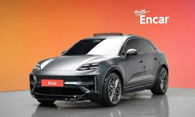 Porsche Macan · 2025 год