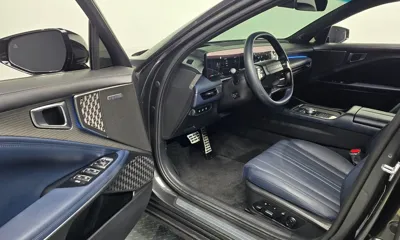 Kia K8 2025, 10540 км, за 26362.73 USD - фото 11