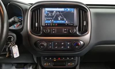 ChevroletGMDaewoo Colorado 2021, 39743 км, за 16946.92 USD - фото 16