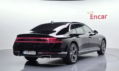 Genesis G90 2023, 42899 км, за 47131.18 USD