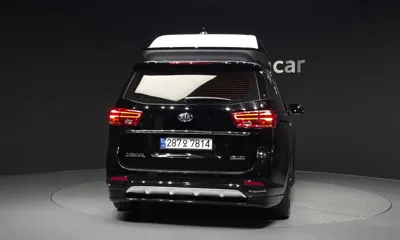 Kia Canival 2019, 106016 км, за 13071.91 USD