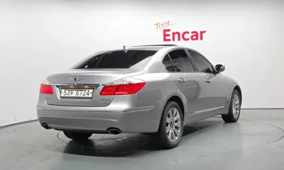 Hyundai Genesis 2009, 152268 км, за 2247.49 USD