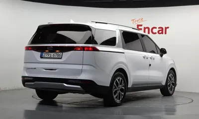 Kia Canival 2021, 80241 км, за 12800.32 USD
