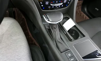 Cadillac CT6 2018, 83185 км, за 14205.48 USD - фото 9