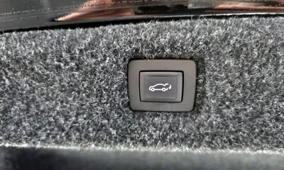 Cadillac CT6 2018, 83185 км, за 14205.48 USD - фото 20