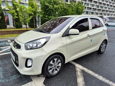 Kia Morning 2016, 100000 км, за 3216.49 USD