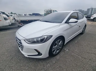 Hyundai Avante · 2018 год