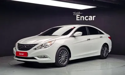 Hyundai Sonata · 2012 год