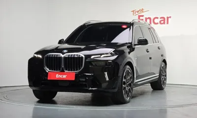 BMW X7 · 2025 год