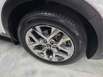 Kia Sorento 2020, 129000 км, за 11815.68 USD