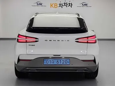 Genesis GV60 2022, 106634 км, за 27296.43 USD