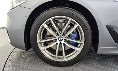 BMW 5-Series 2017, 98907 км, за 15426.02 USD