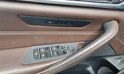 BMW 5-Series 2017, 98907 км, за 15426.02 USD - фото 29
