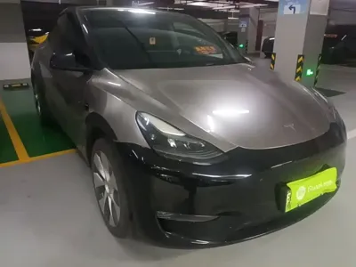 Tesla Model Y 2023, 86400 км, за 25372.38 USD