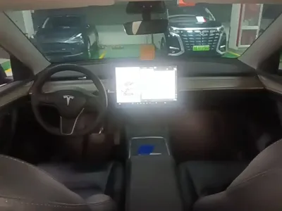 Tesla Model Y 2023, 86400 км, за 25372.38 USD - фото 10