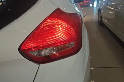 Ford Focus 2017, 60700 км, за 7597 USD - фото 9