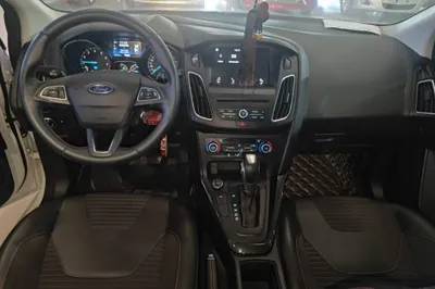 Ford Focus 2017, 60700 км, за 7597 USD - фото 12