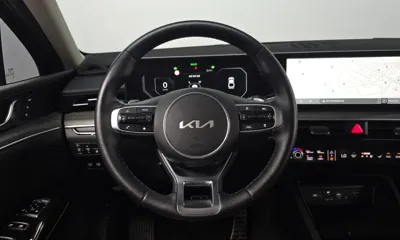 Kia K5 2025, 26121 км, за 18642.51 USD - фото 13